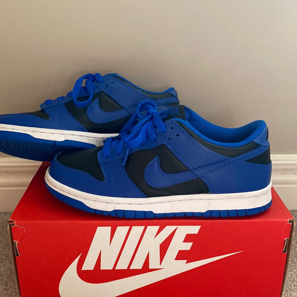 Dunk lows GS "hyper cobalt" .